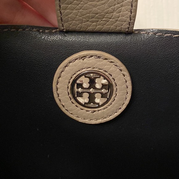 Tory Burch Perry tote - Picture 4 of 10